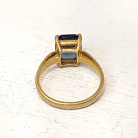 DAC Blue Sapphire and CZ Gold Ring - Picture 3 of 9